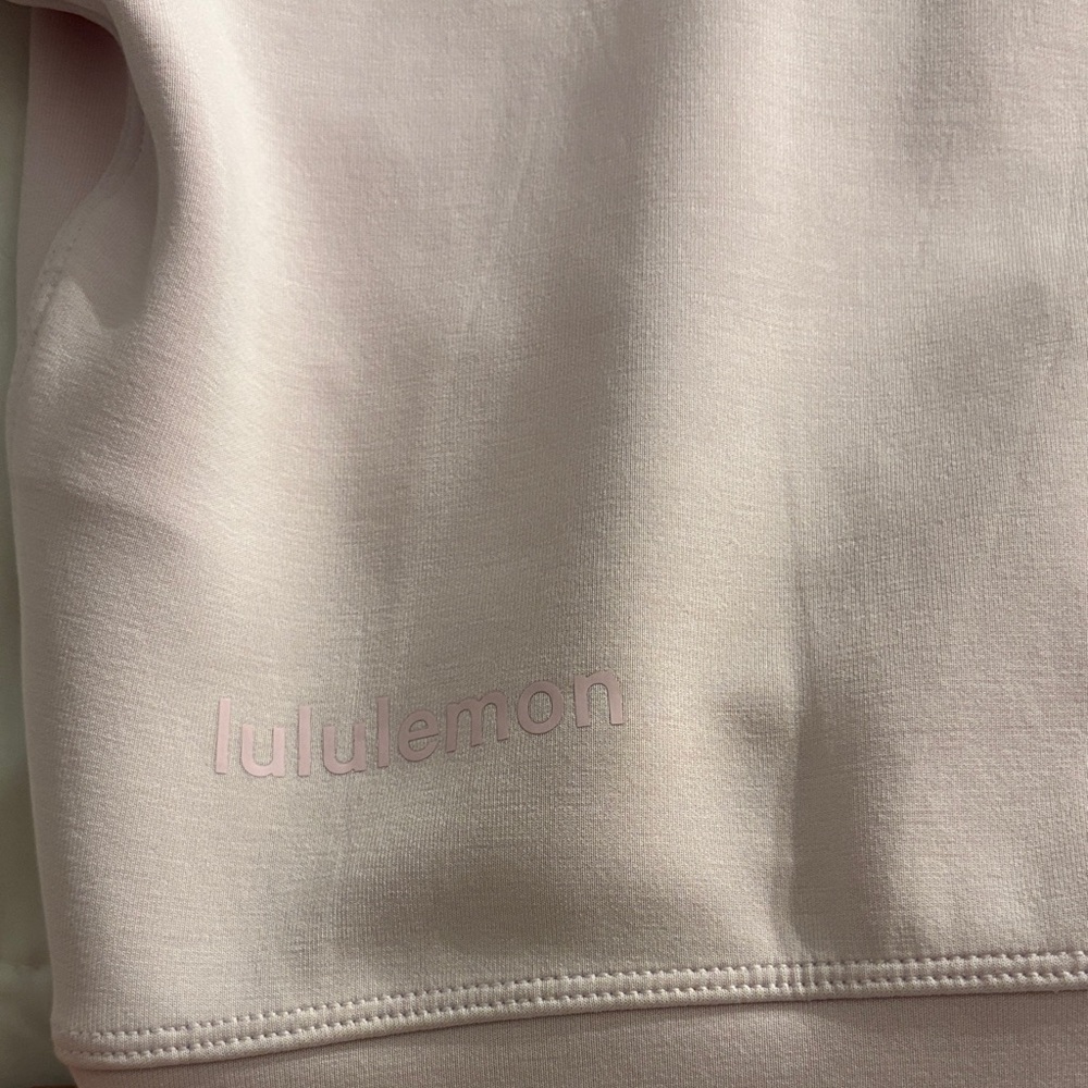 lululemon athletica Softstreme Perfectly Oversized crop crew - Picture 4 of 4